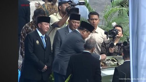 Prabowo, Prabowo Luncurkan Mobil Taktis Listrik Buatan Pindad, Namanya 'Pandu'