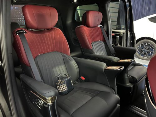 GAC | Aion | GAC AION Pamer MPV Premium Pesaing Alphard dan Denza D9, Bakal Dijual?