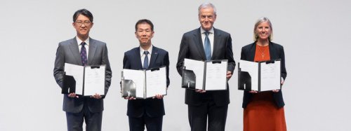 Mitsubishi Fuso dan Hino Merger!