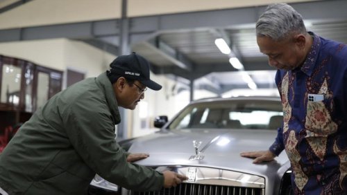 Kemensos Lelang Rolls-Royce 'Hantu': Buka Harga Rp 1,7 M, 5 Orang Nawar