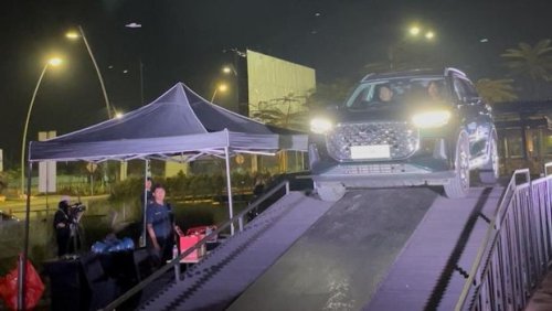 Direndam Air Laut 53 Jam, Ini Hasil Pengujian Baterai Mobil Hybrid Chery!