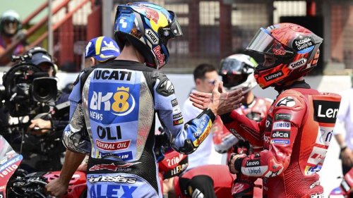 Marc Marquez, Marquez, MotoGP, 'Mustahil Marc Marquez Tak Jadi Juara Dunia MotoGP, Apalagi Dikawal Adiknya'