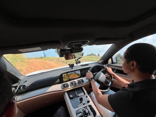 Jaecoo, Jajal Performa Offroad Jaecoo J8 AWD, SUV Ganteng yang Asyik Diajak Main Tanah