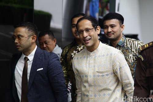 2 Mobil Nadiem Makarim di Akhir Jabatan Mendikbudristek