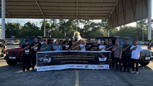 Mercedes, Touring, Puluhan Mercedes G-Class Gelar Long Touring 'Meneroka Swarnadwipa'