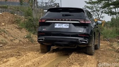 Jaecoo, Jajal Jaecoo J8 AWD: Tangguh Diajak Main Tanah, Mewah di Jalan Raya