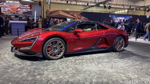 BYD, BYD Bawa Supercar yang Bisa Joget di GIIAS 2025