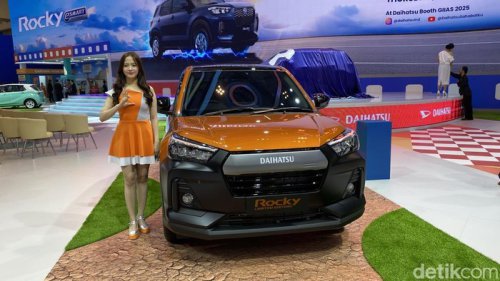 Kehadiran Suzuki Fronx Ancam Daihatsu Rocky?