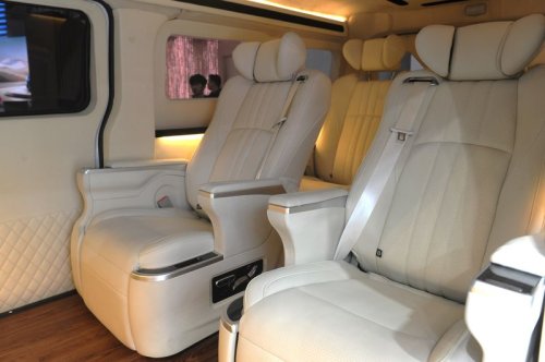 Wuling, Wuling Tampilkan Mitra EV 'VIP Concept' di GIIAS 2025, Interiornya Mewah Banget