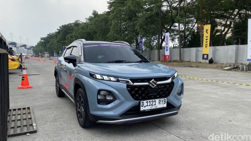 Tes Suzuki Fronx di GIIAS 2025: Rasakan Performa dan Kenyamanannya