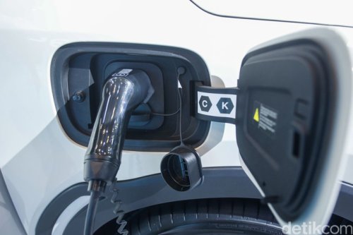 Tak Ada Insentif Otomotif Tahun Depan, Harga Mobil Listrik-Hybrid Bakal Naik!