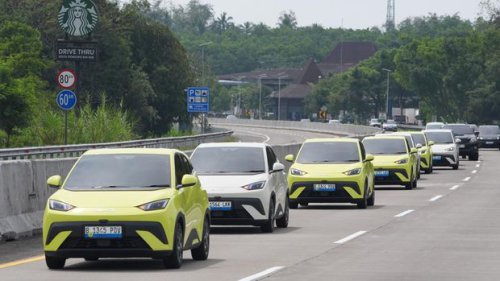 BYD Atto 1 vs Seluruh Mobil LCGC di Indonesia, Mana Lebih Laku?