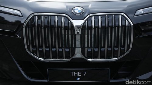 BMW Banting Harga Gila-gilaan di China, i7 Turun Rp 660 Jutaan