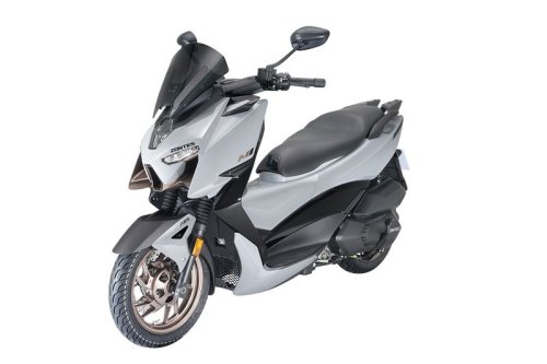 Punya Tampang Mirip Alien, Skutik Zontes Ini Siap Lawan Nmax dan PCX