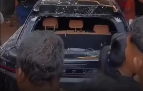 Deretan Mobil Mewah di Garasi Ahmad Sahroni yang Dirusak Massa