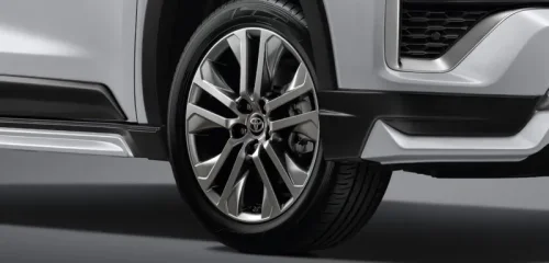 Toyota Thailand Luncurkan Innova Zenix Terbaru Bikinan Karawang, Apa Bedanya?