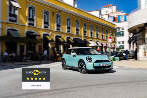 MINI Cooper Raih Bintang 5 di Uji Tabrak Euro NCAP