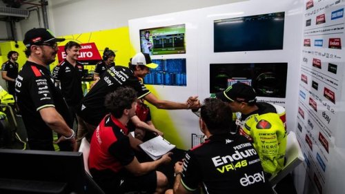 Fix! Valentino Rossi Dateng ke Jakarta Akhir Bulan Ini