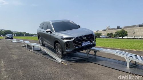 Impresi Chery Tiggo 9 CSH: Mewah, Bertenaga, Harga Pepet Pajero Sport-Fortuner