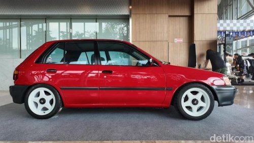 Toyota, Toyota Starlet Raffi Ahmad Kinclong Lagi! Tampangnya Mirip Starlet Belgia
