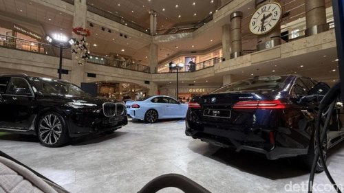 BMW, GJAW 2025 Belum Mulai, BMW Sudah Kasih Promonya Duluan di Plaza Senayan