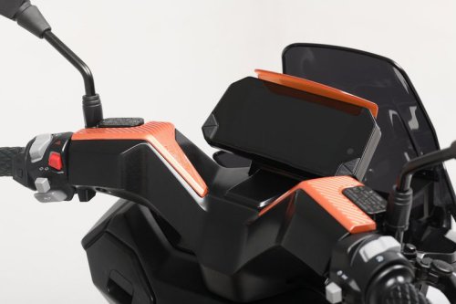 Yamaha | Honda | Ini Pesaing Yamaha Nmax dan Honda PCX dari Malaysia: Mesin 180 cc, Harga Rp 35 Jutaan