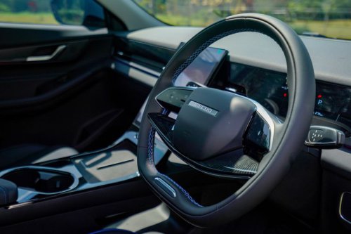 Beda Rp 14 Jutaan, Pilih Beli BYD Atto 1 Termahal atau Jaecoo J5 Termurah?