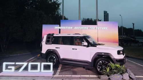 Resmi Diluncurkan, Mobil Listrik JETOUR G700 Mampu Terjang Gurun