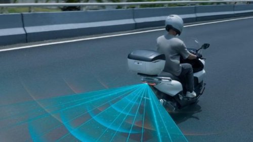 Canggih Banget! Skutik Baru Honda Punya Dashcam dan Radar