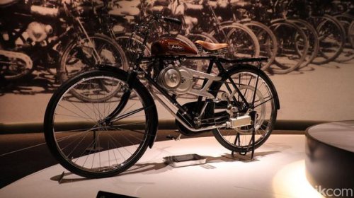 Bertemu Motor Pertama Honda di Dunia, Wujudnya Mirip Sepeda Kumbang