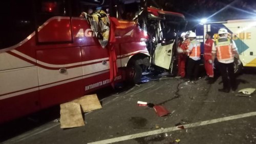 Detik-detik Ngeri Kecelakaan Maut Bus di Tol Cipali Gegara Sopir Kelelahan