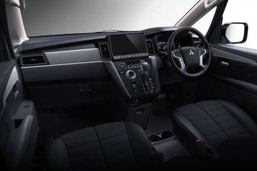 Mitsubishi, Bulan Depan Mitsubishi Luncurkan MPV Pintu Geser yang Siap Dibawa Blusukan