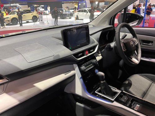 Toyota, Spesifikasi Toyota Veloz Hybrid Termurah yang Dijual Rp 299 Juta