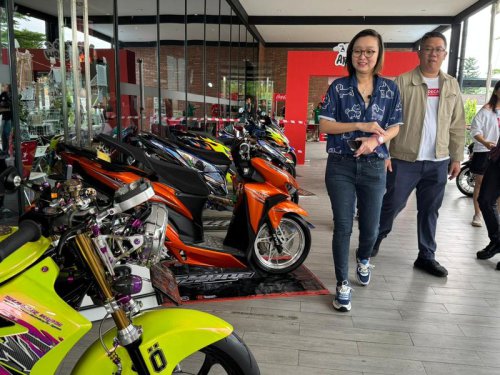170 Seniman dan 50 Modifikator Pamer Modifikasi Motor