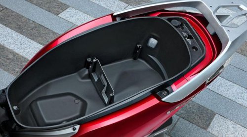 Honda Lead 125 Terbaru Meluncur: Tampang Jadul, Harga Rp 37 Jutaan