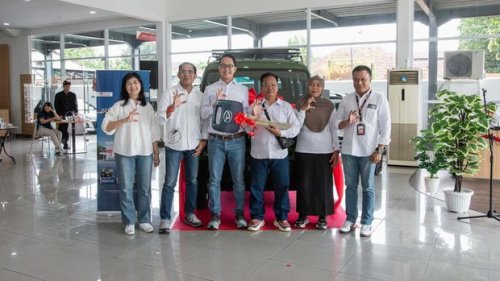 Ini Sosok Guru yang Beruntung Beli Ayla Dapat Hadiah Gran Max Taft