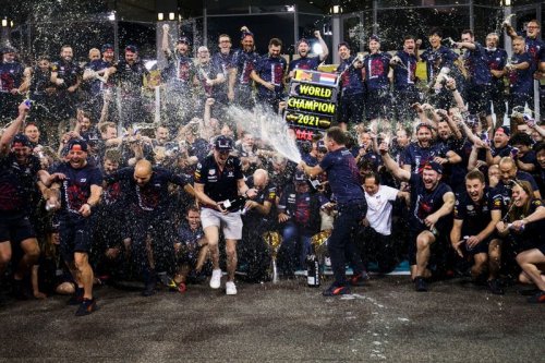 Honda, Aston Martin, Honda Ucapkan Good Bye kepada Red Bull Group, Rangkul Aston Martin