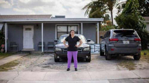 Apes! Emak-emak Didenda Rp 1,7 M Gegara Parkir Mobil di Rumput