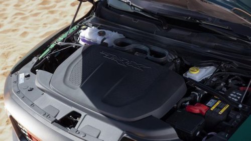 Gila! Mobil Pikap Double Cabin Ini Tenaganya Buas Banget