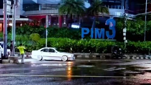 Aksi Bahaya Drift Liar di Pondok Indah: Anak Muda, Minim Jam Terbang