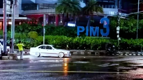 Aksi Bahaya Drift Liar di Pondok Indah: Anak Muda, Minim Jam Terbang