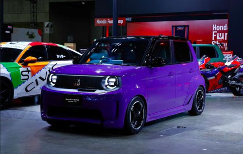 Setuju Gak Modifikasi 'Honda Brio Listrik' Ini Cantik Banget!