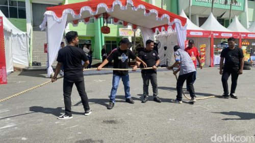 Pontianak Pecah! Komunitas Motor-Mobil Silaturahmi di Daihatsu Kumpul Sahabat