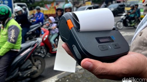 Awas Kena Jepret, Polisi Pakai Alat Ini buat Tilang Pengendara Nakal