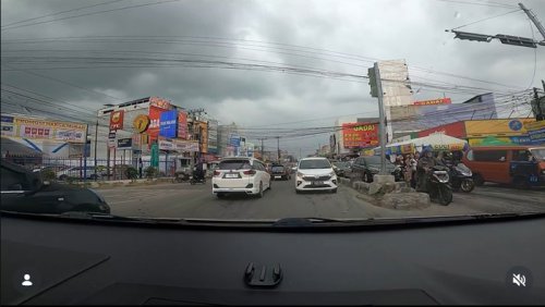 Viral Pemobil LCGC Lawan Arah di Cikarang, Ditegur Malah Ngomel