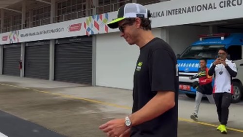 Valentino Rossi Geber Mobil Ini di Sirkuit Mandalika