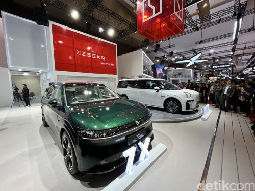 Geely Bawa MPV Premium Zeekr Pesaing Alphard, Harga Rp 1,6 Miliar