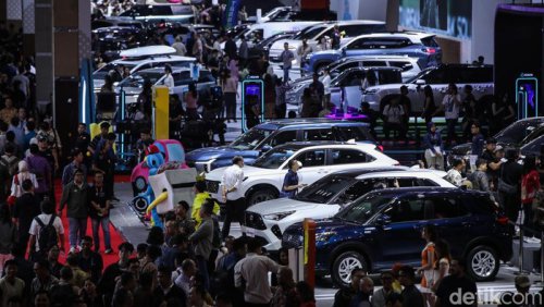 Penjualan Mobil di Indonesia Tiba-tiba 'Meroket', Ini Sebabnya