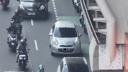 ETLE Drone Pantau Pelanggar Ganjil Genap dari Udara, Pelat Nomor Terekam Jelas