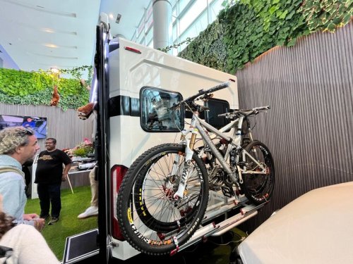 Toyota, Modifikasi Toyota Rangga Jadi Rumah Berjalan, Habiskan Biaya Rp 800 Juta